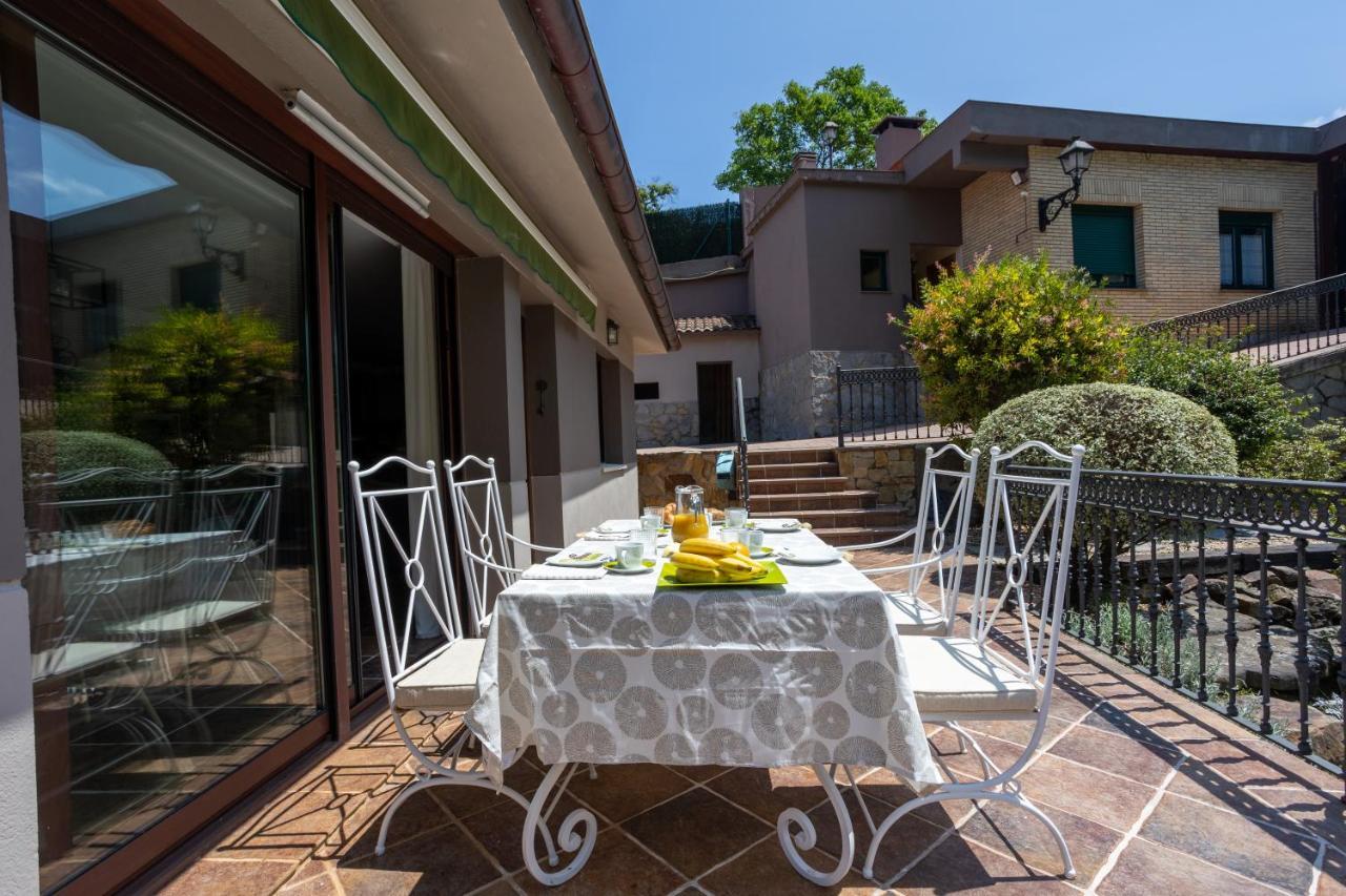 Sarren Villa Pool Бермео Екстериор снимка