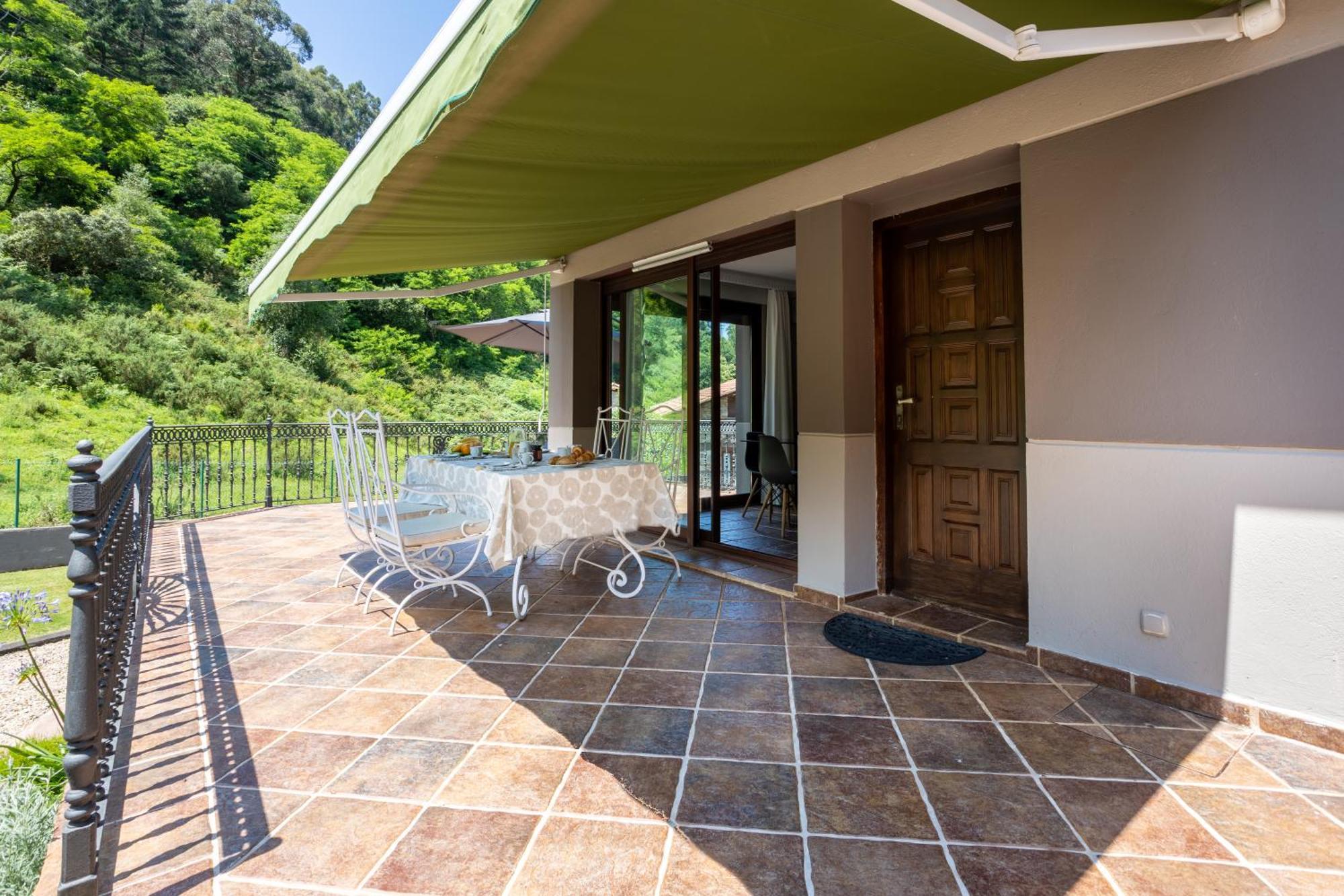 Sarren Villa Pool Бермео Екстериор снимка